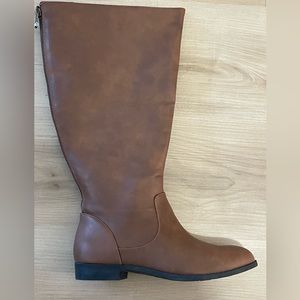 American Eagle WW Ext Tasha cognac boots